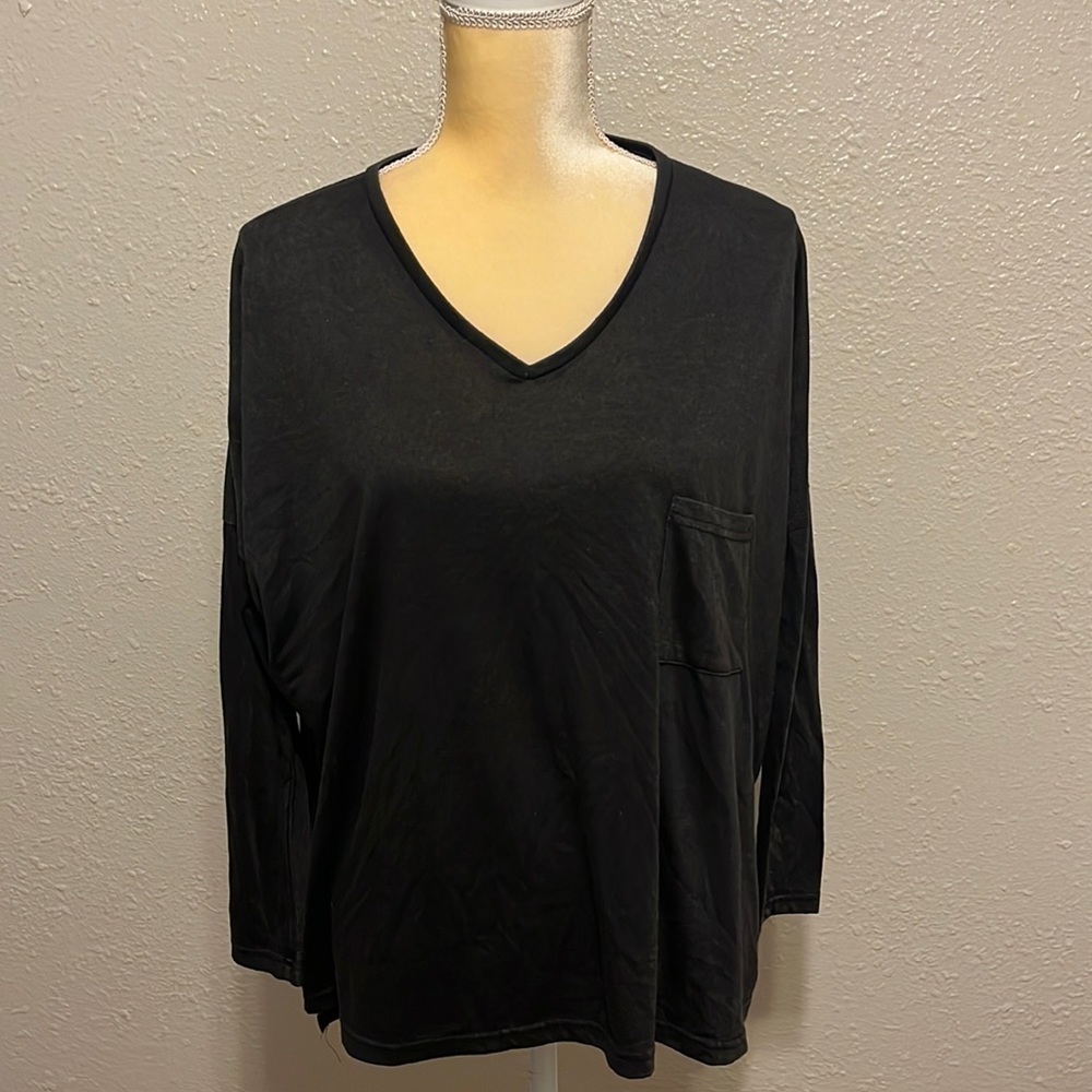 SHE + Sky‎ Black Long Sleeve V-Neck Oversized Top Size Small